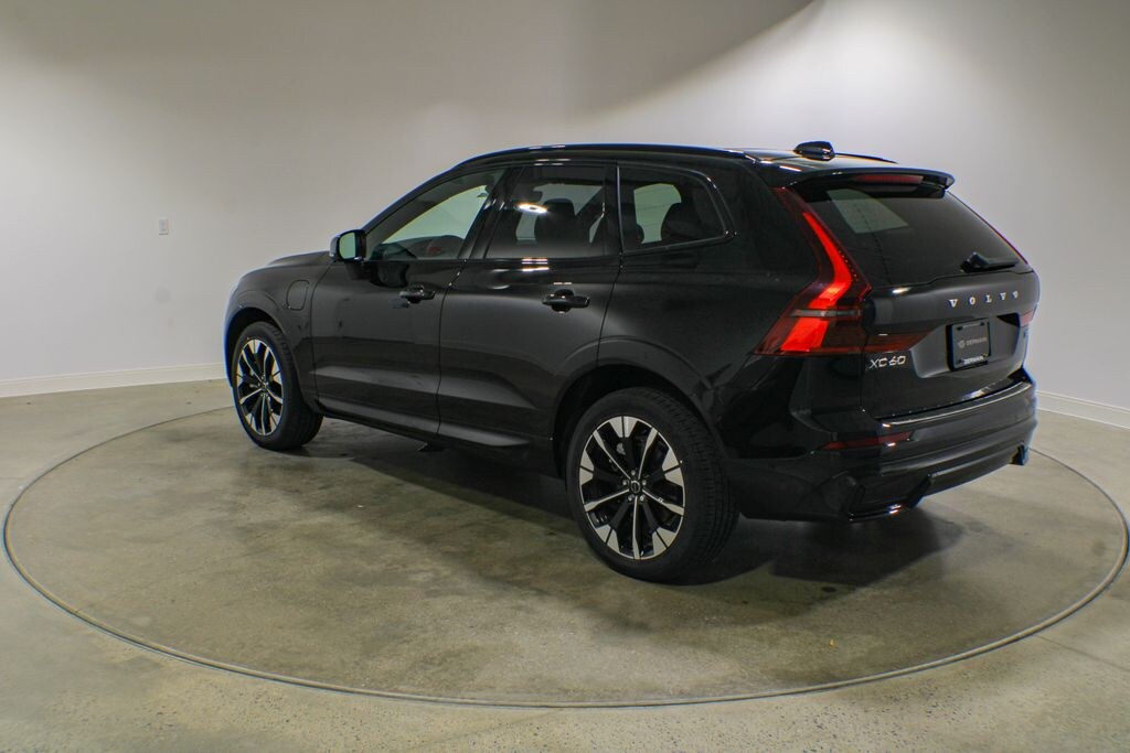 New 2026 Volvo XC60 Plus SUV
