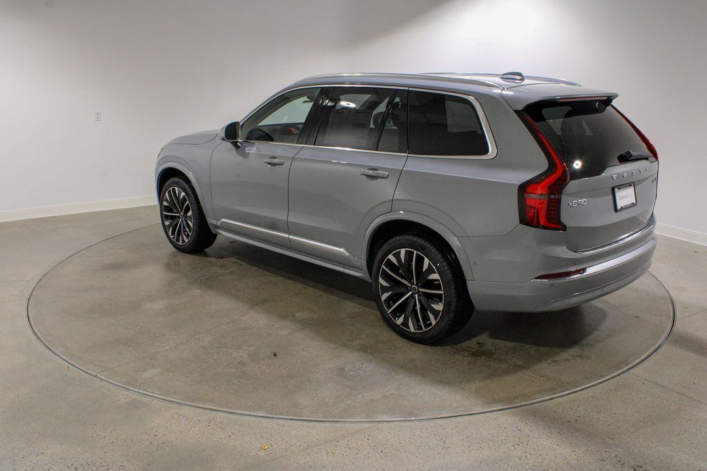 2026 Volvo XC90 Plus - Photo 3