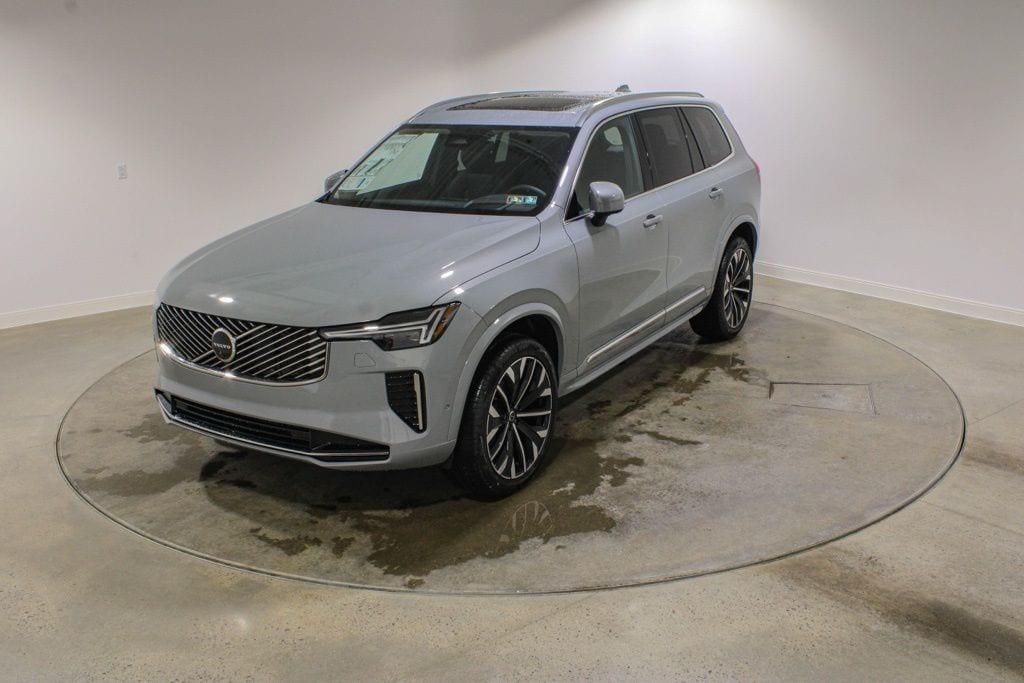 New 2026 Volvo XC90 Ultra SUV