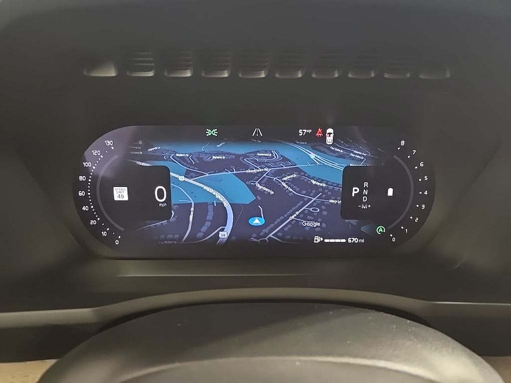 2026 Volvo XC90 Plus - Photo 12