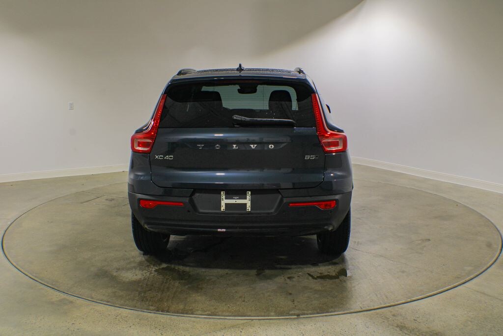 New 2026 Volvo XC40 Plus SUV
