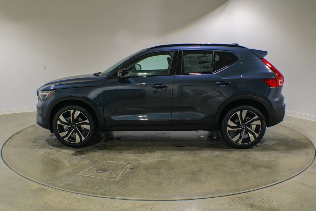 New 2026 Volvo XC40 Plus SUV