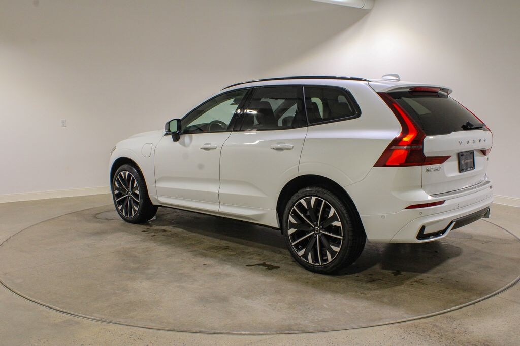 New 2026 Volvo XC60 Ultra SUV
