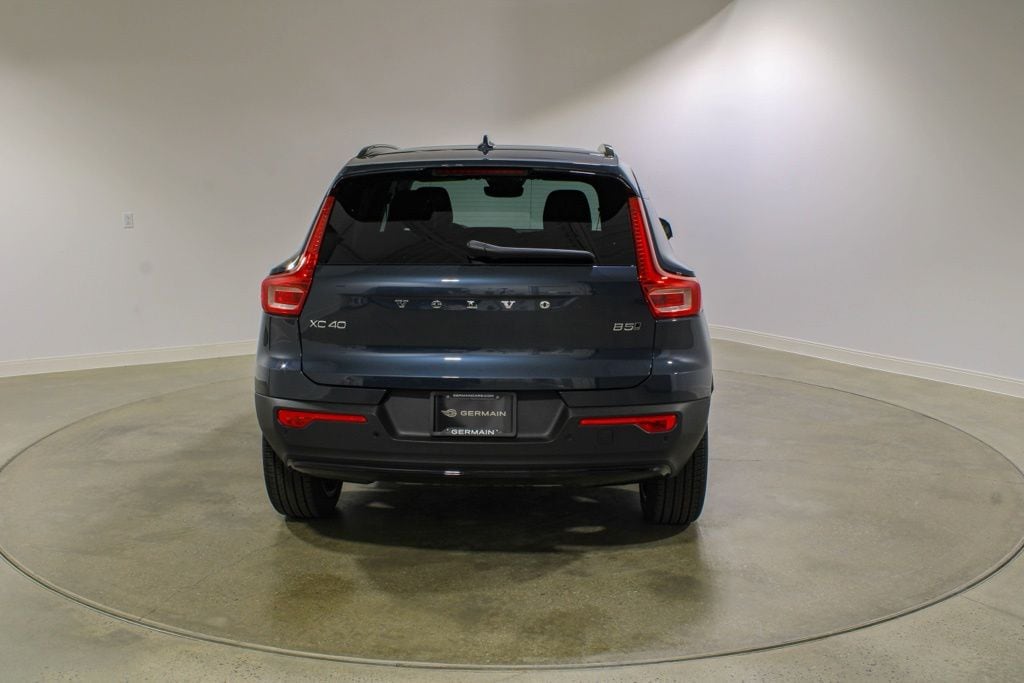 New 2026 Volvo XC40 Ultra SUV