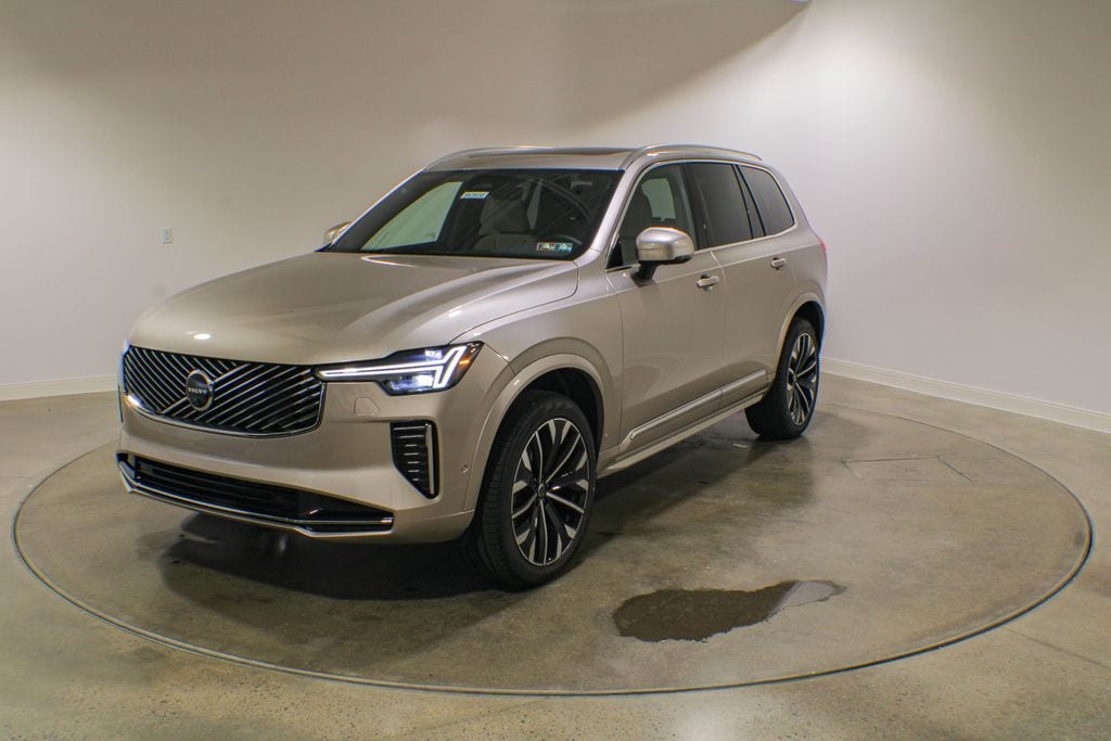 New 2026 Volvo XC90 Plus SUV