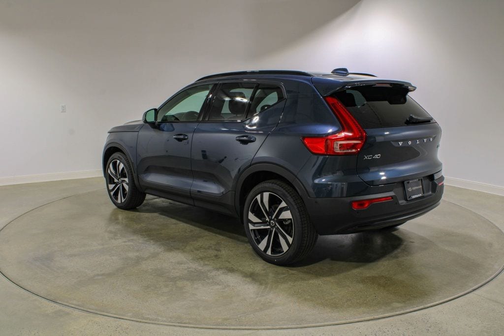 New 2026 Volvo XC40 Ultra SUV