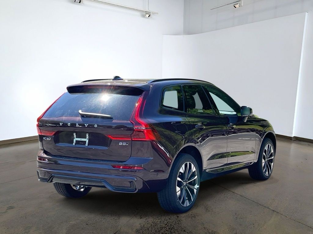 New 2026 Volvo XC60 Plus SUV