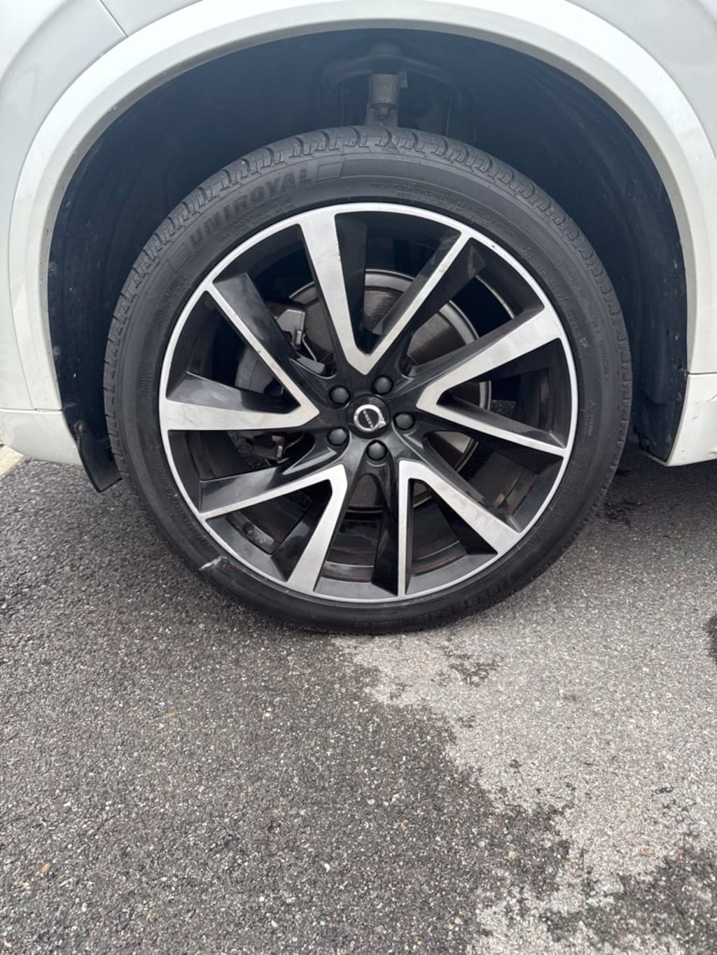 Used 2020 Volvo XC90 T6 Momentum 7 Passenger SUV