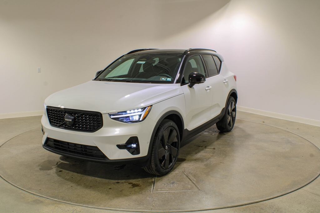 New 2026 Volvo XC40 Ultra SUV