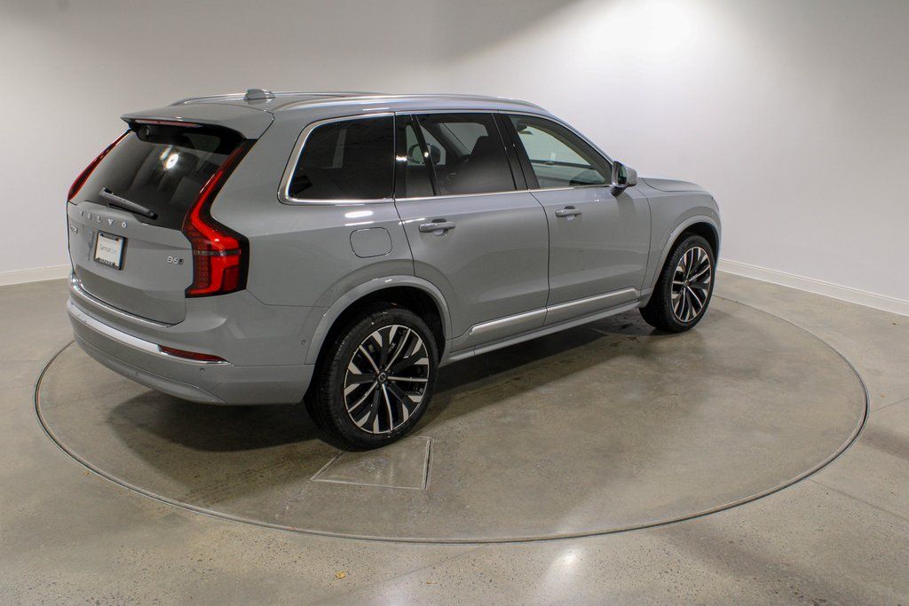 2026 Volvo XC90 Plus - Photo 5