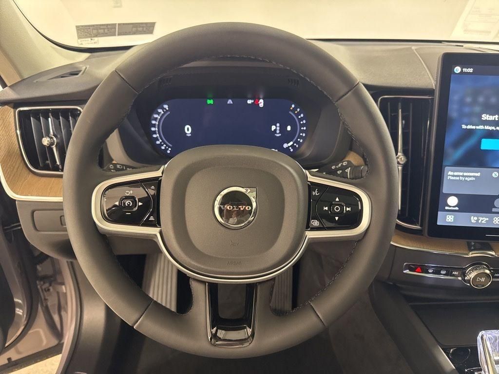2026 Volvo XC60 Plus - Photo 11