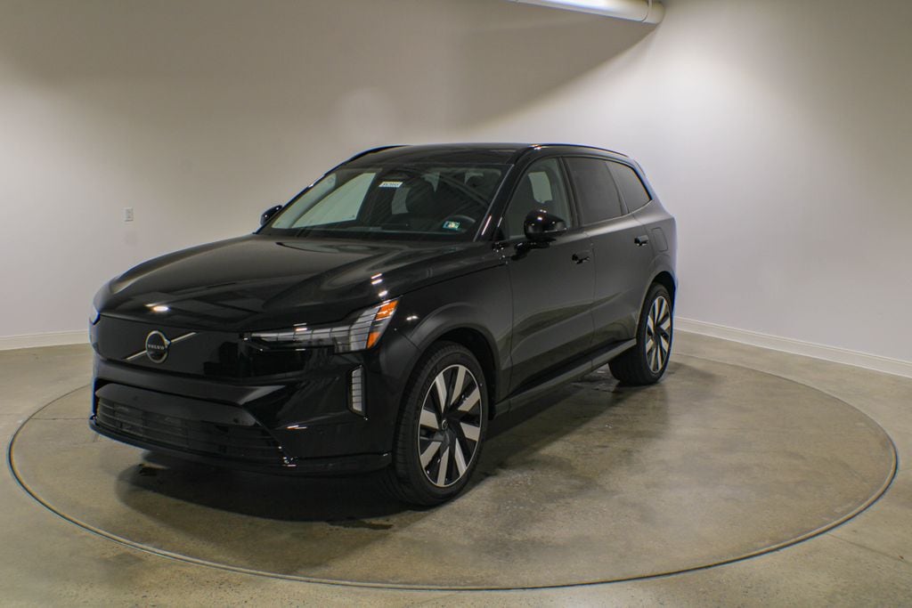 2026 Volvo EX90 Ultra