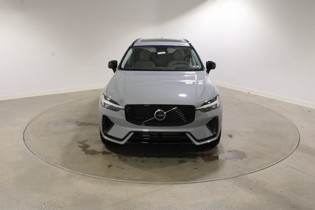New 2026 Volvo XC60 Ultra SUV