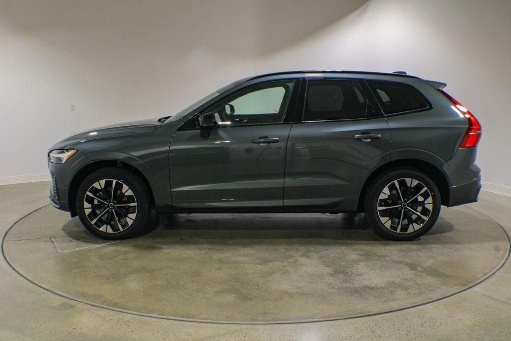 New 2026 Volvo XC60 Plus SUV