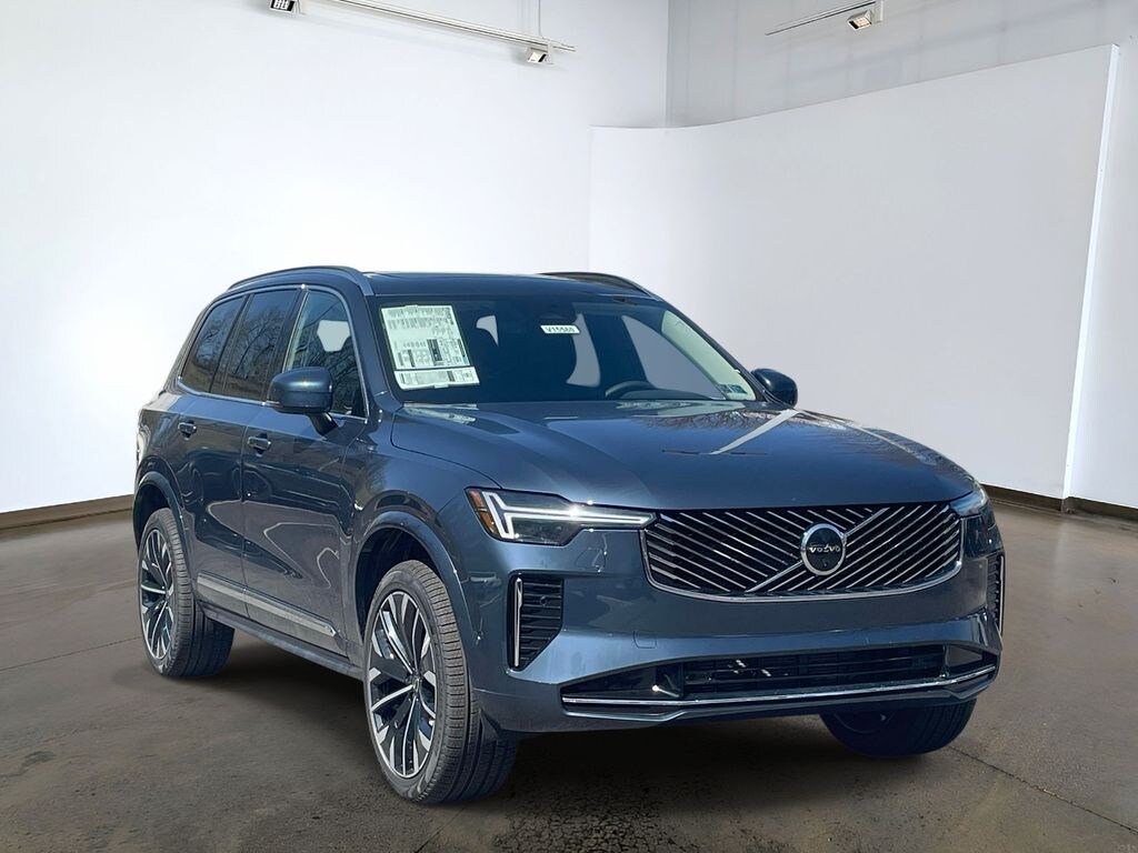 New 2026 Volvo XC90 Ultra SUV