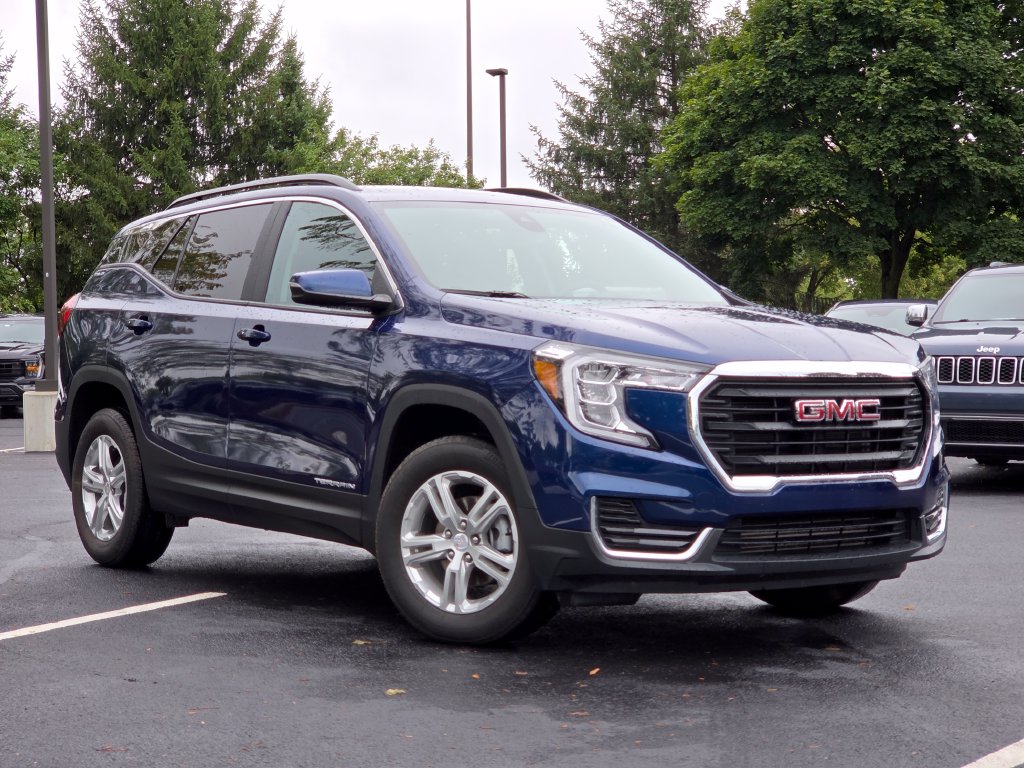2023 GMC Terrain SLE
