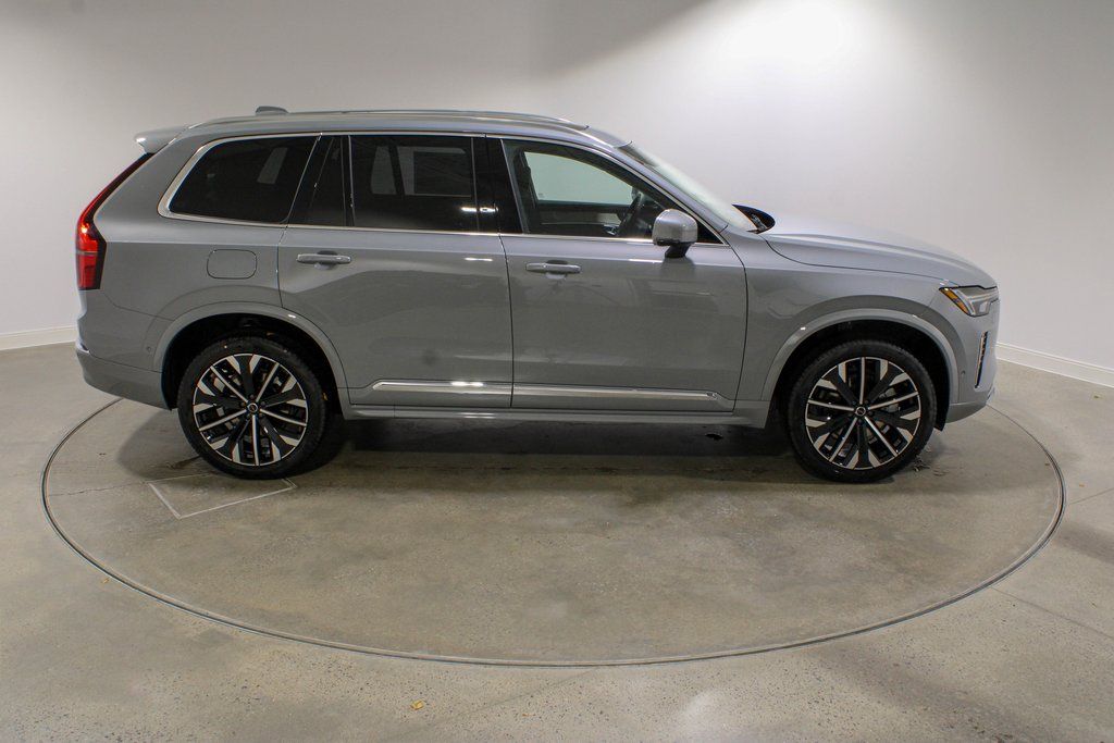 2026 Volvo XC90 Plus - Photo 6