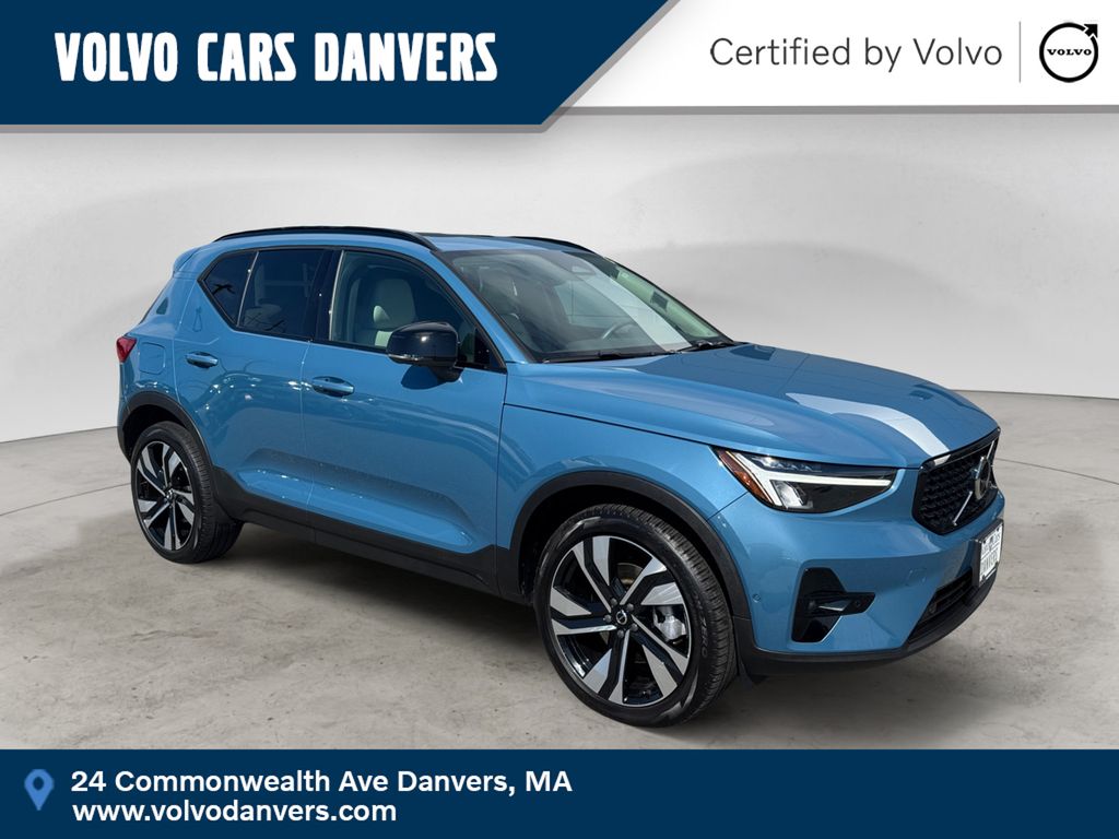2024 Volvo XC40