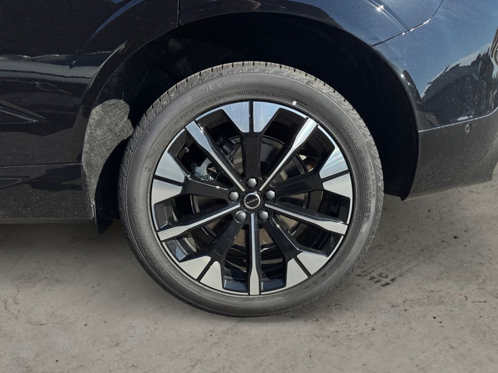 2026 Volvo XC60 Ultra - Photo 8