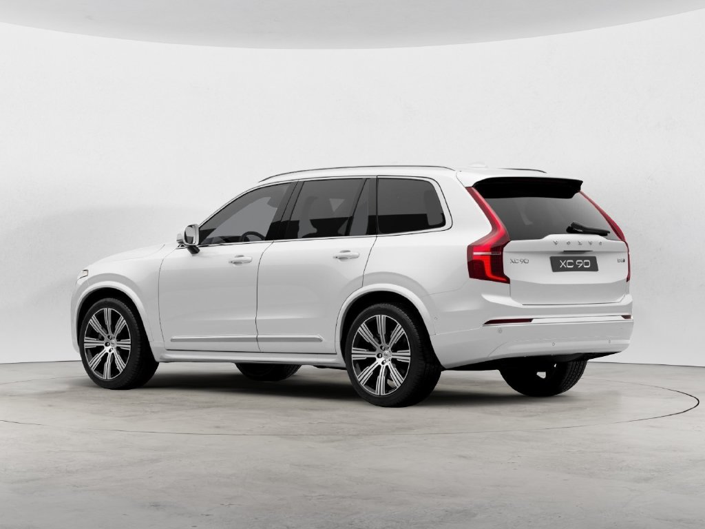 Used 2025 Volvo XC90 B6 Ultra SUV