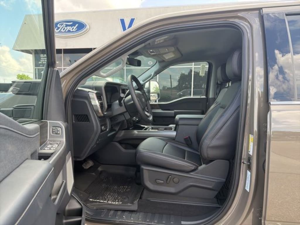 New 2026 Ford F-350SD Lariat Truck
