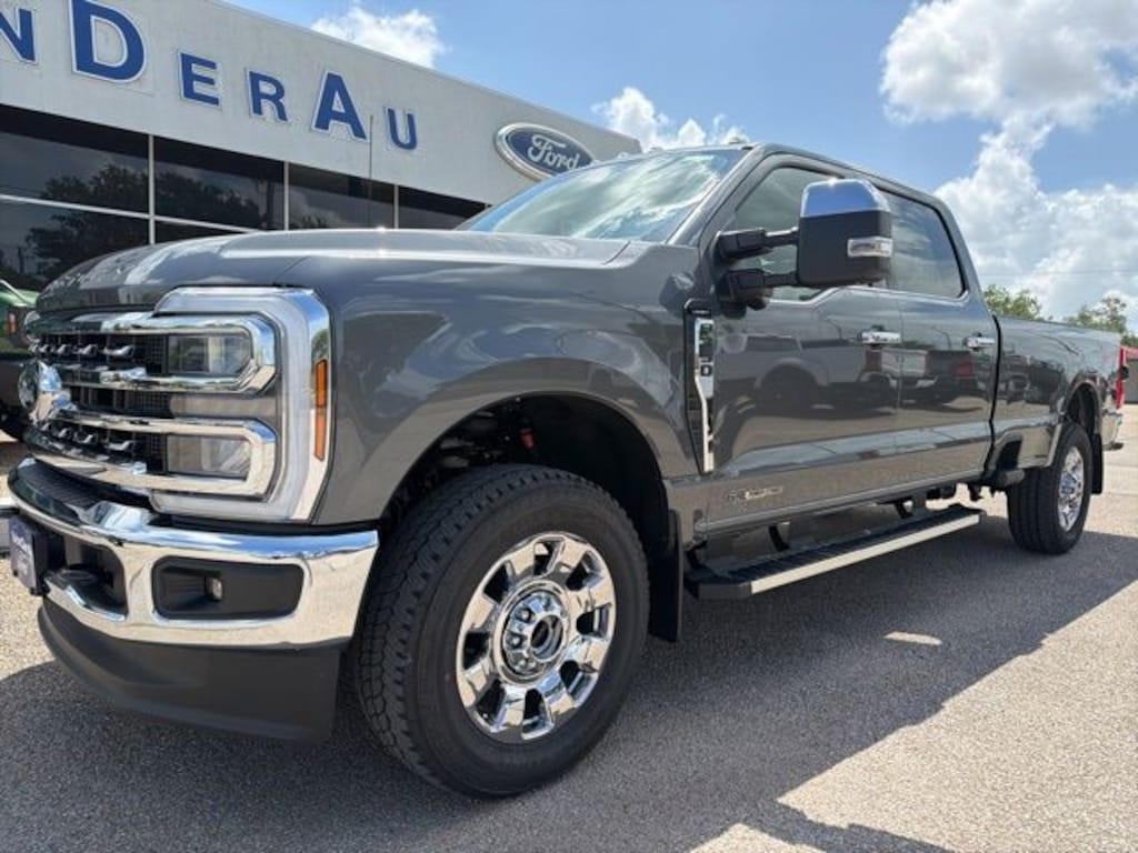 New 2026 Ford F-350SD Lariat Truck