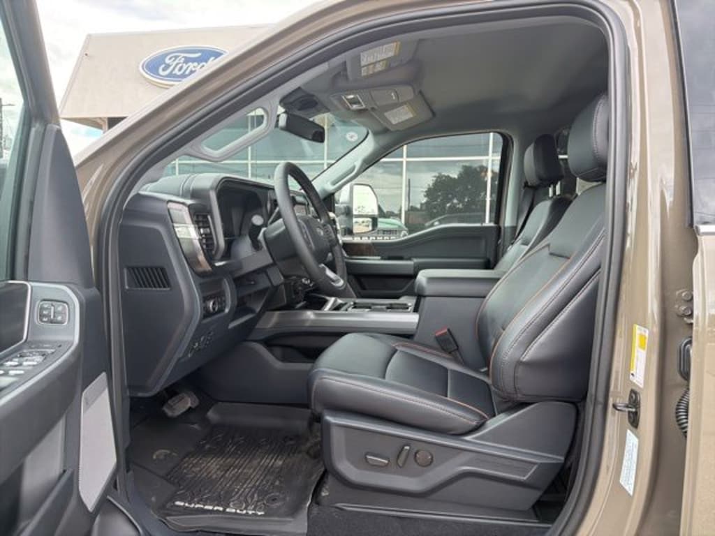 New 2026 Ford F-350SD Lariat Truck