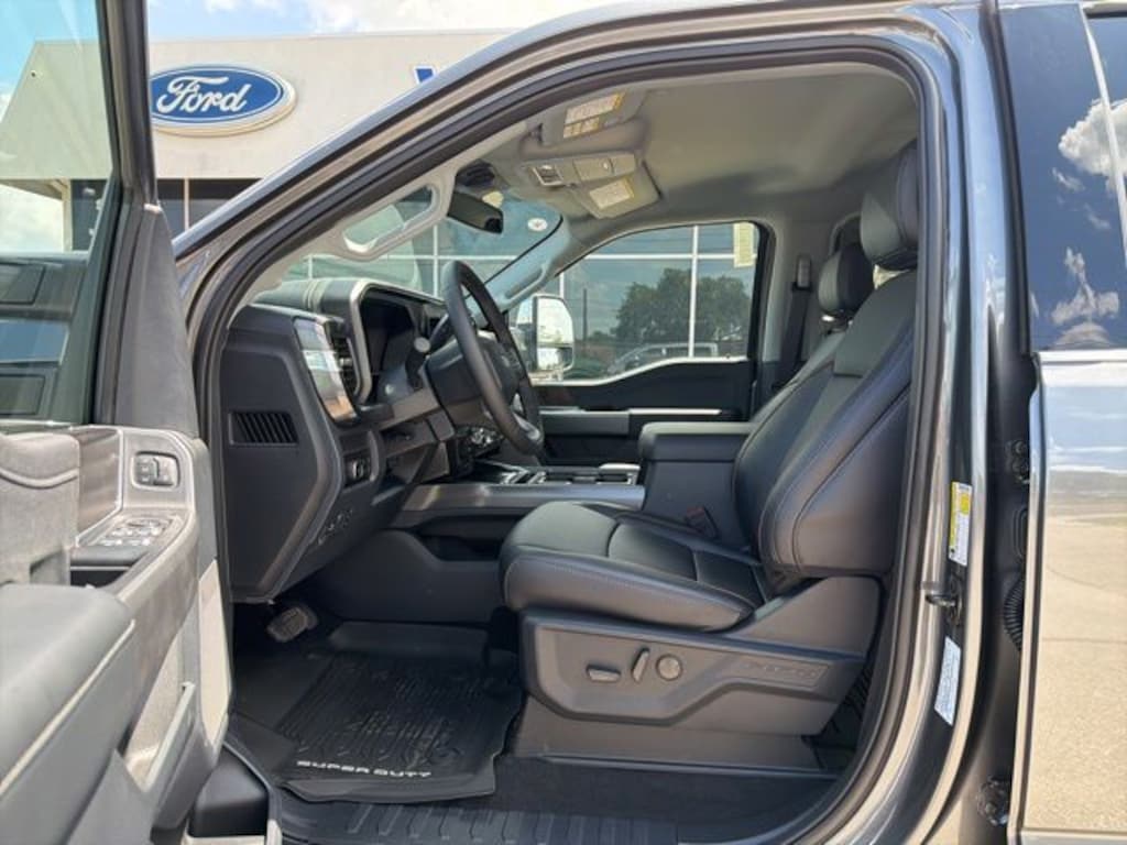 New 2026 Ford F-350SD Lariat Truck