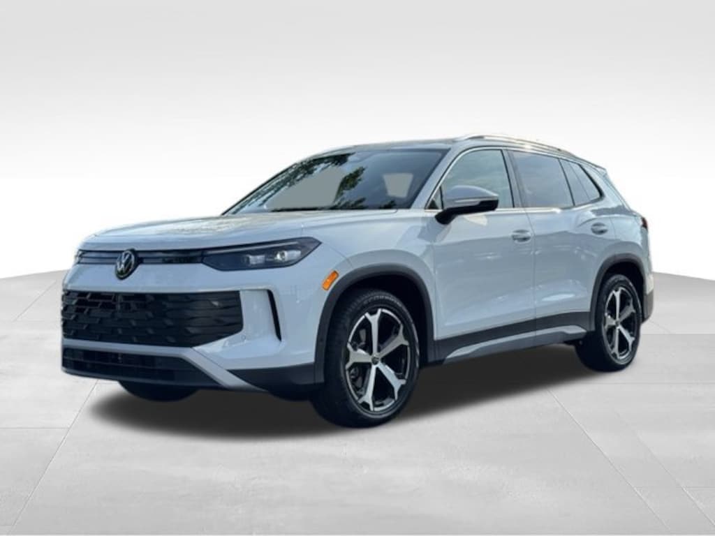 New 2026 Volkswagen Tiguan SE SE FWD