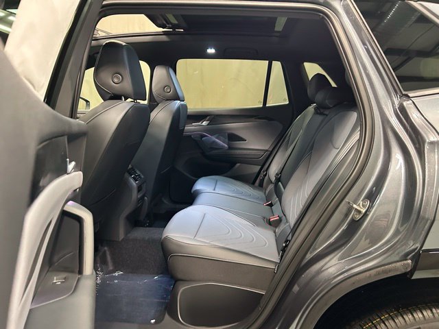 2026 Volkswagen Tiguan SE R-LINE BLACK - Photo 13