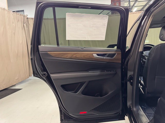 2026 Volkswagen Atlas SE w/Tech - Photo 11