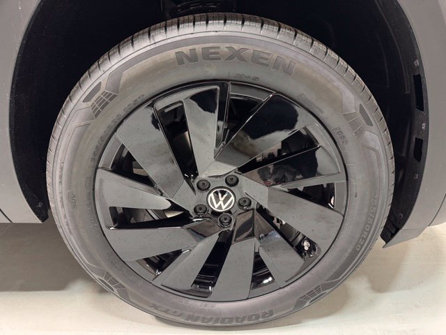 2026 Volkswagen Atlas SE w/Tech - Photo 33