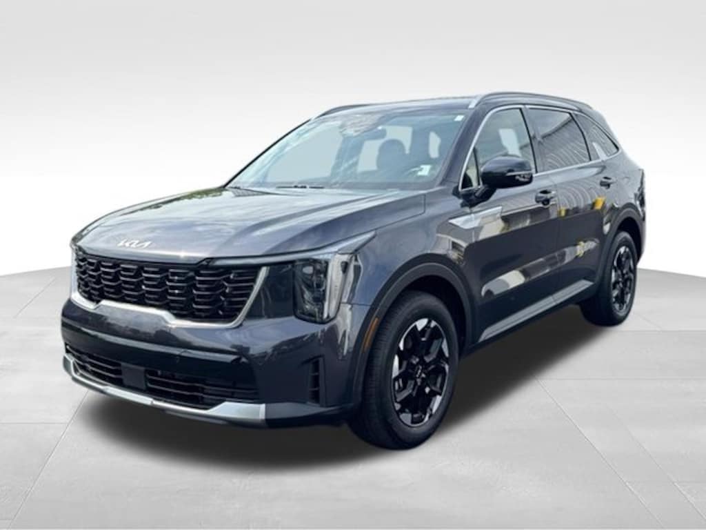 Used 2025 Kia Sorento S SUV