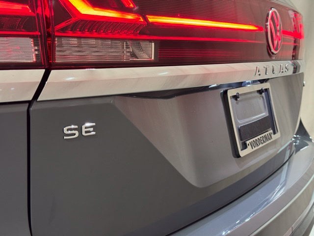 2026 Volkswagen Atlas SE w/Tech - Photo 10