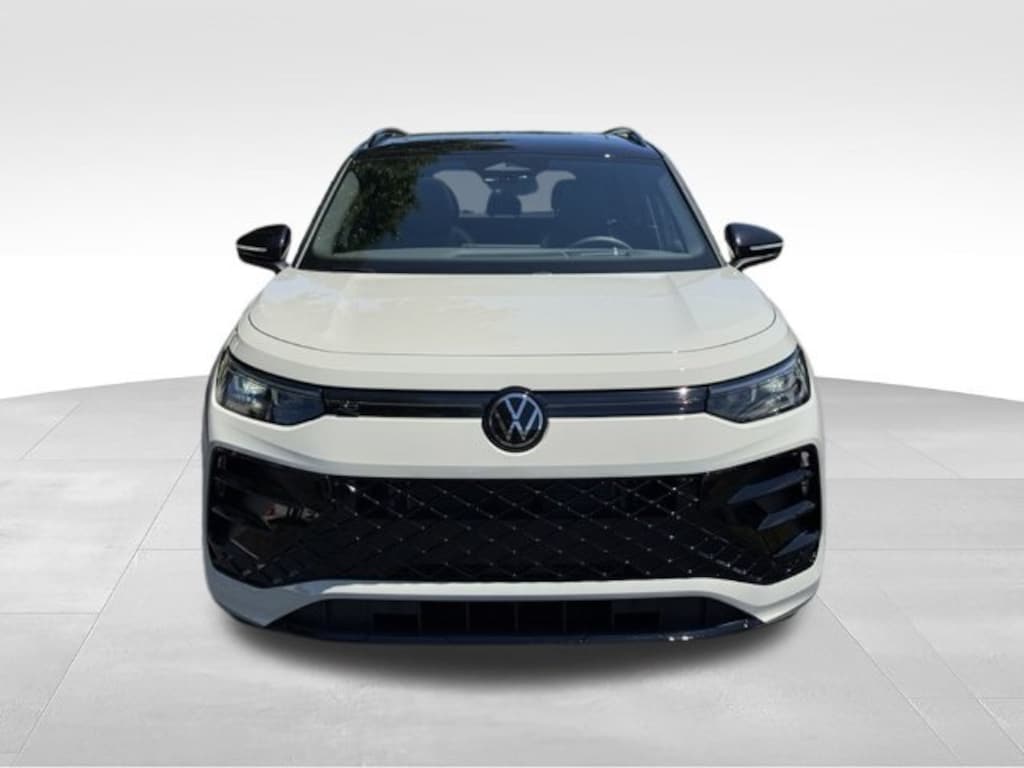 New 2026 Volkswagen Tiguan SE R-Line Black SE R-Line Black 4MOTION