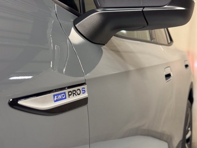 2026 Volkswagen ID.4 PRO S - Photo 10