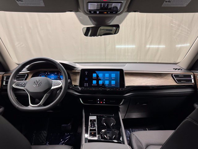2026 Volkswagen Atlas SE w/Tech - Photo 17