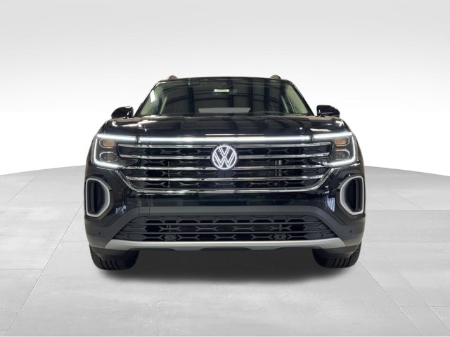 2026 Volkswagen Atlas SE w/Tech - Photo 2