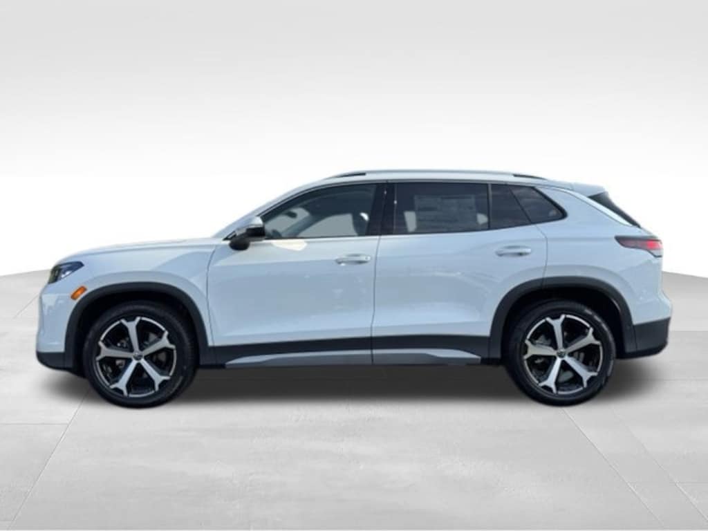 New 2026 Volkswagen Tiguan SE SE FWD
