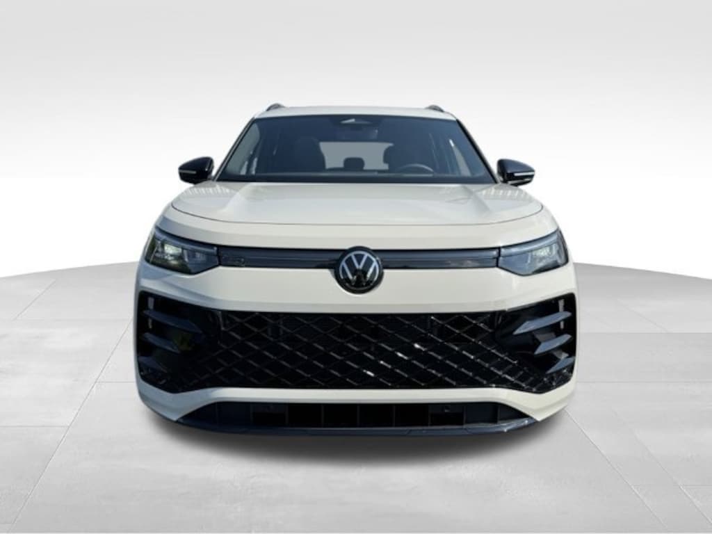 New 2026 Volkswagen Tiguan SE R-Line Black SE R-Line Black 4MOTION