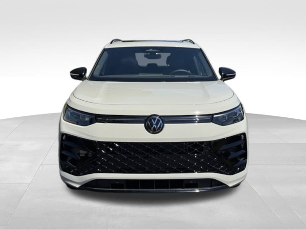 New 2026 Volkswagen Tiguan SE R-Line Black SE R-Line Black 4MOTION