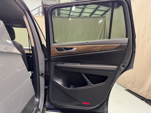 2026 Volkswagen Atlas SE w/Tech - Photo 15