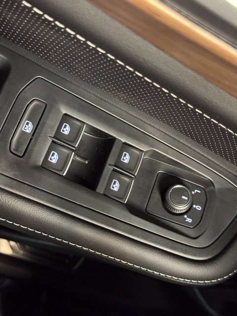 2026 Volkswagen Atlas SE w/Tech - Photo 22