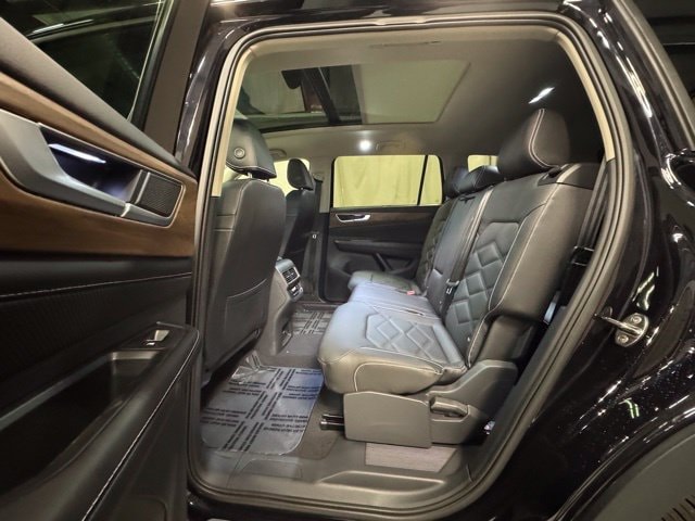2026 Volkswagen Atlas SE w/Tech - Photo 12