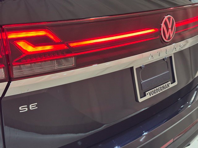 2026 Volkswagen Atlas SE w/Tech - Photo 9