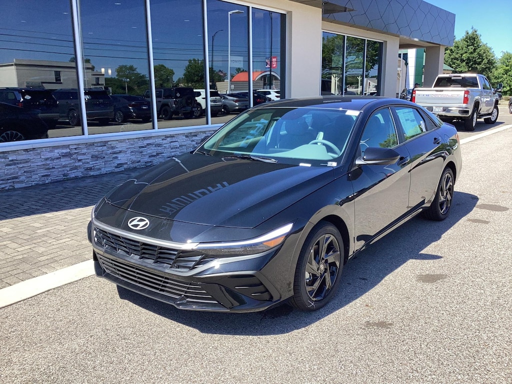 New 2026 Hyundai Elantra SEL Sport Sedan