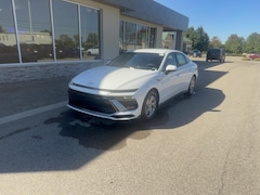 2026 Hyundai Sonata SE Sedan Front-Wheel Drive
