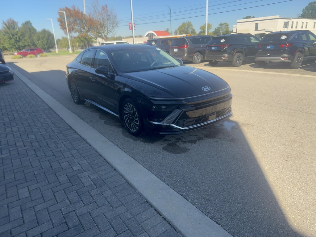 New 2026 Hyundai Sonata Hybrid SEL