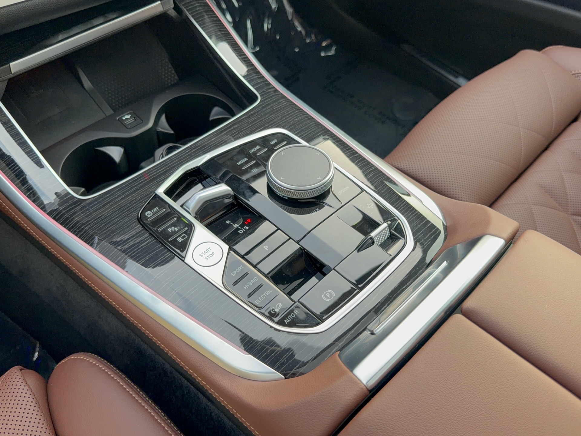 2026 BMW X5 50e - Photo 21