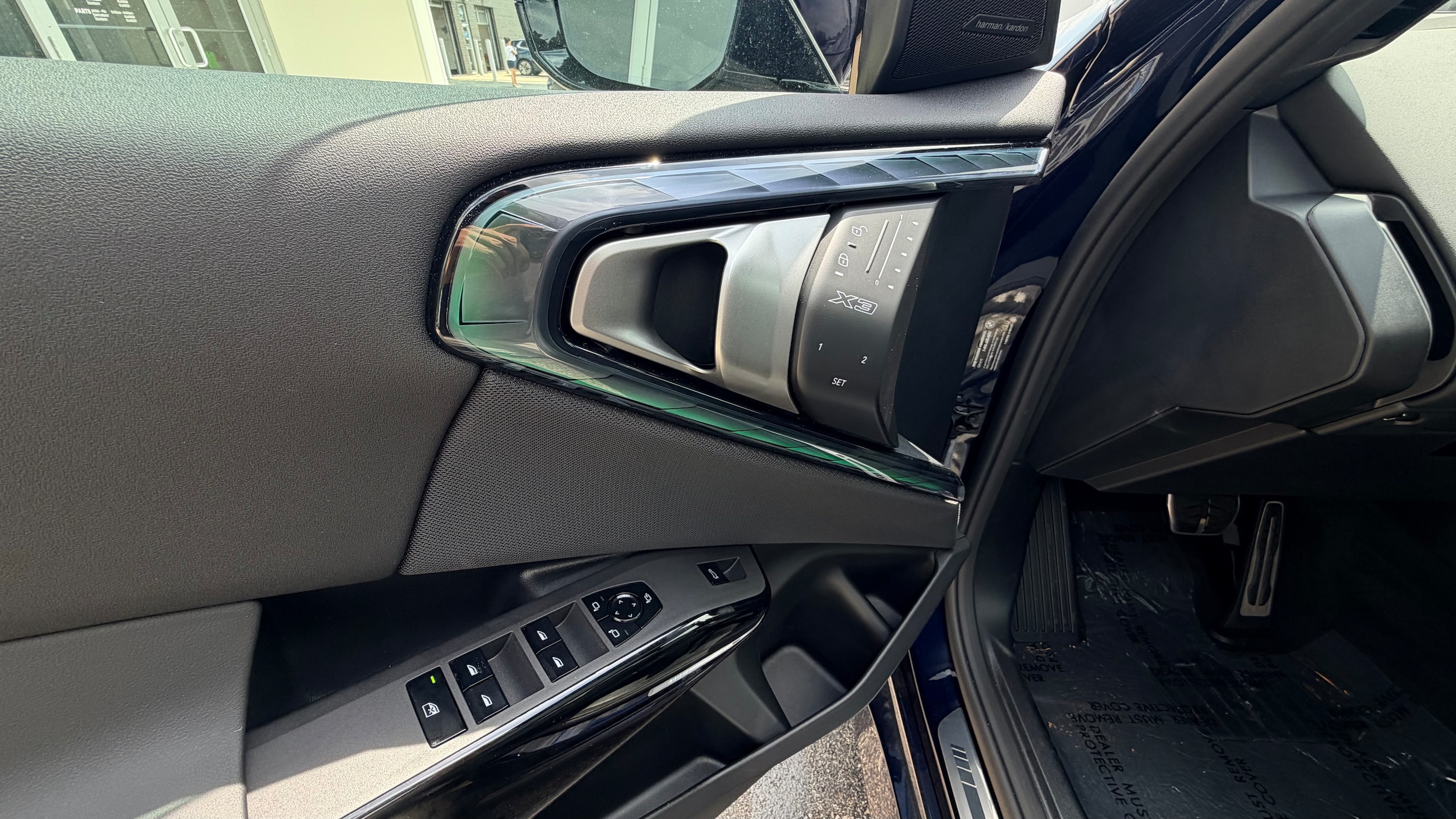 2026 BMW X3 30 - Photo 8